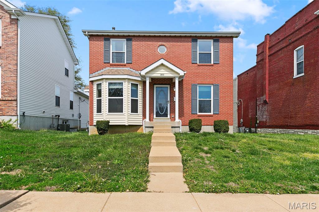 Photo of 2813 Caroline Street St Louis MO 63104