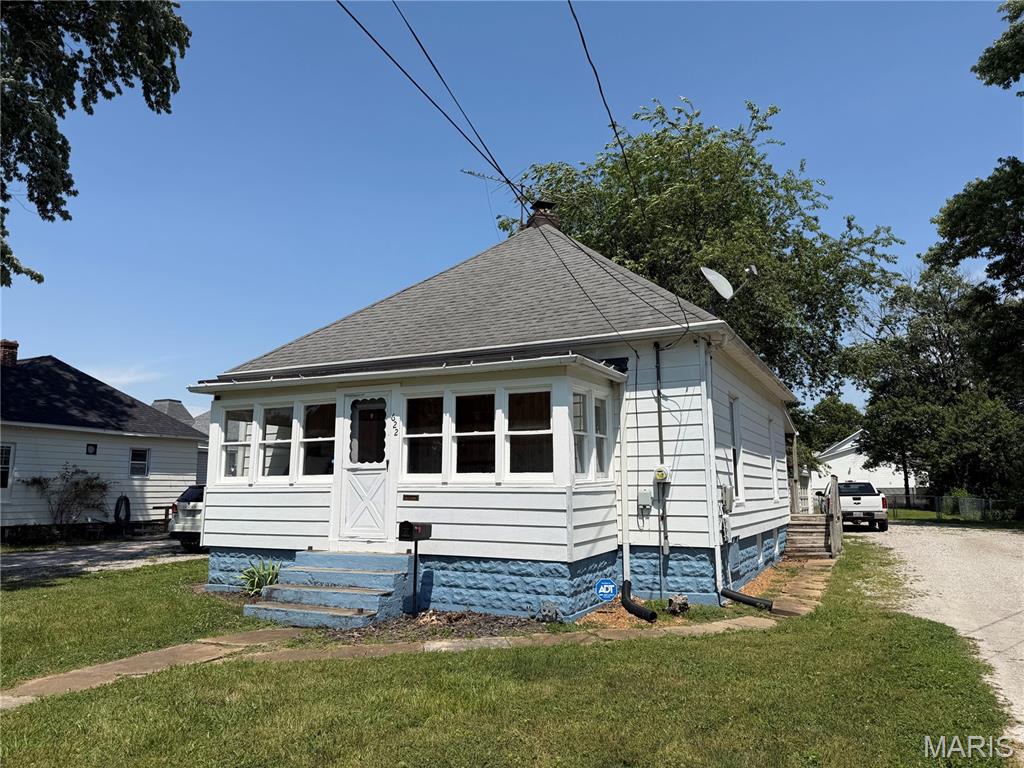 Photo of 622 S Wood Street Staunton IL 62088