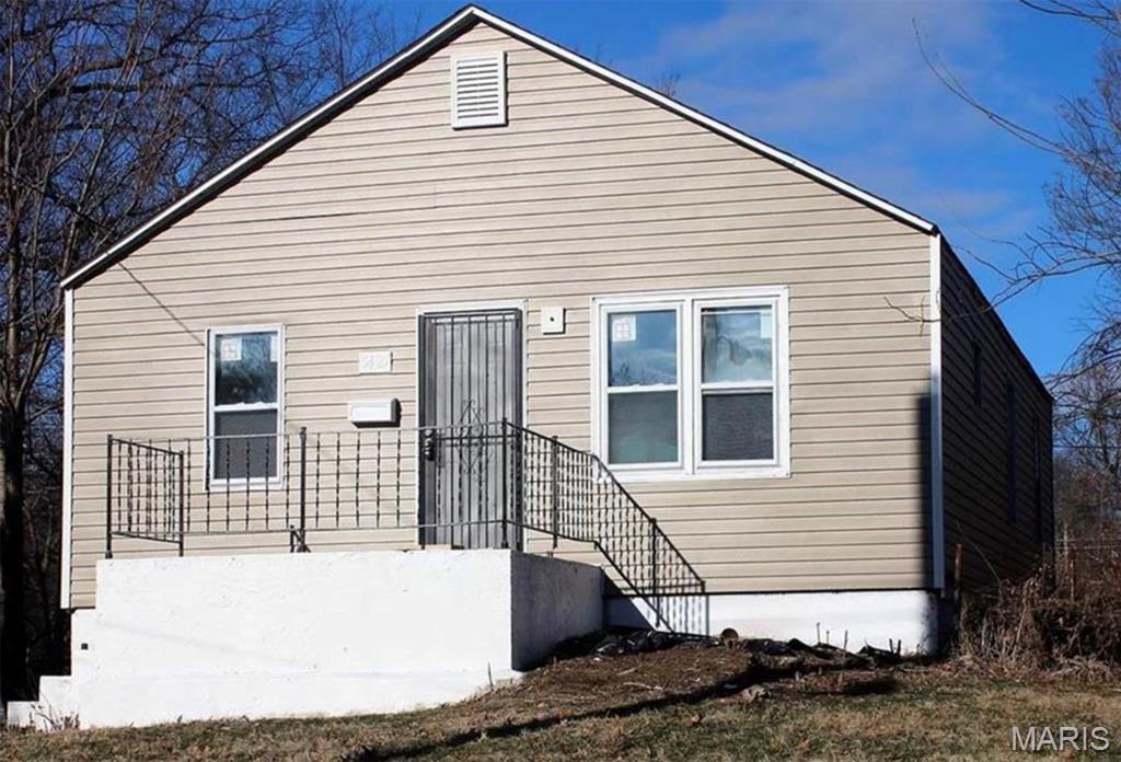 Photo of 5425 Hamilton Avenue Jennings MO 63136