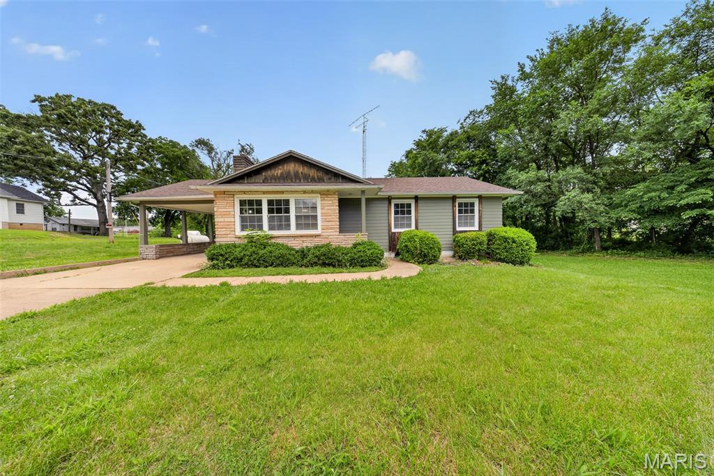 Photo of 612 W 4th Street Dixon MO 65459