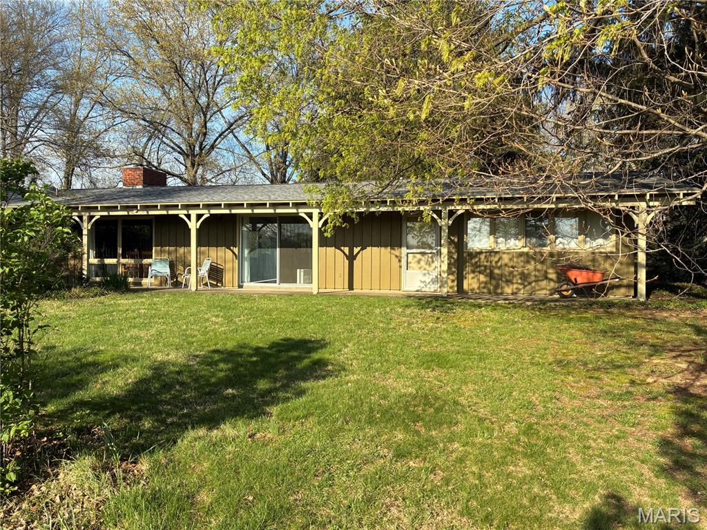 Photo of 400 S Idler Lane Greenville IL 62246