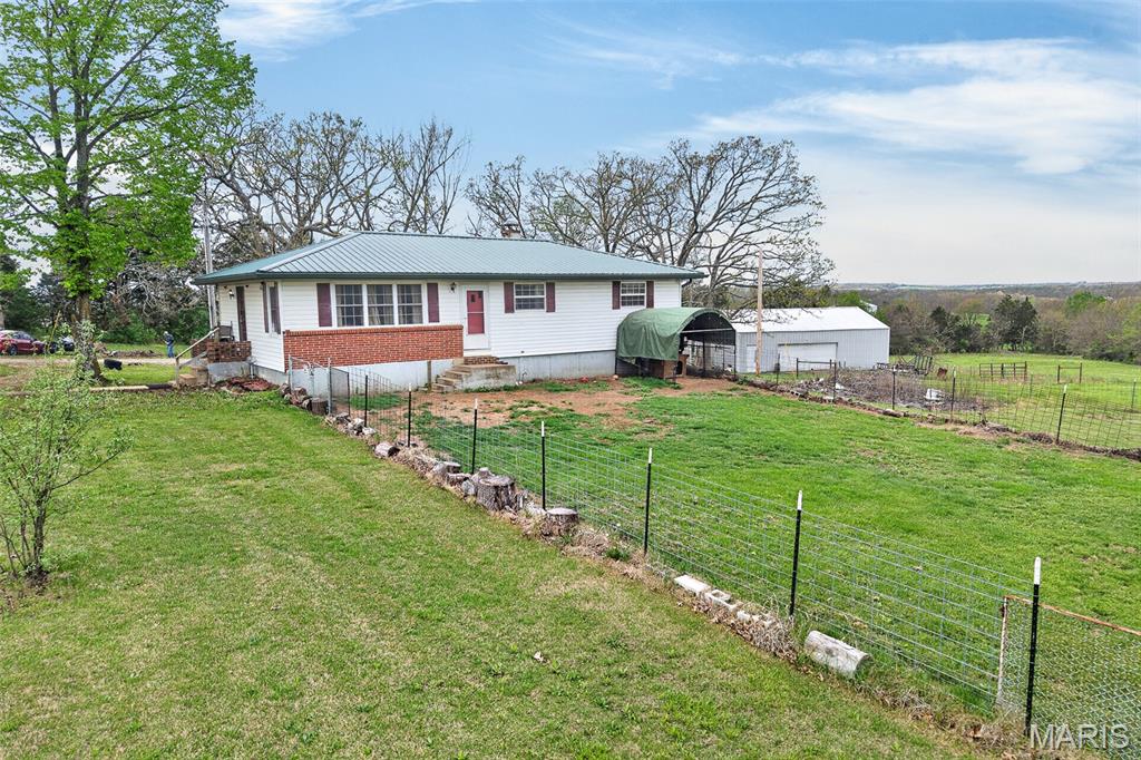 Photo of 27 Pleasant Knoll Road Stoutland MO 65567