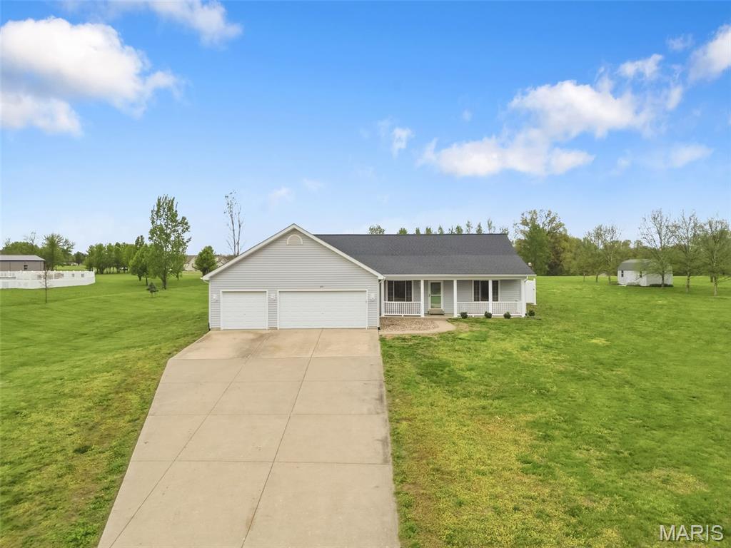 Photo of 211 High Ridge Valley Court Foley MO 63347