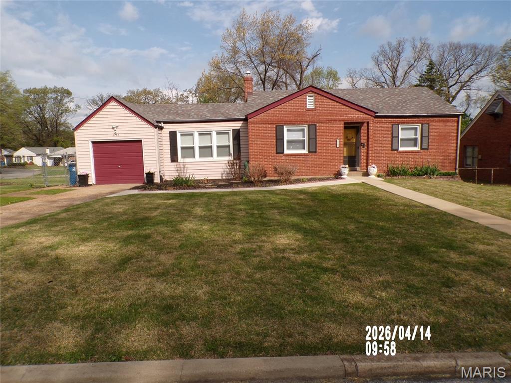 Photo of 6783 Kenwood Drive Northwoods MO 63121