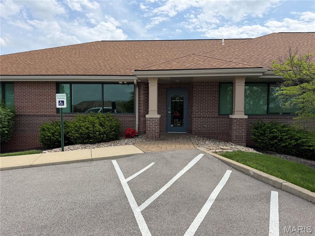 Photo of 21 Hawk Ridge Circle Lake St Louis MO 63367