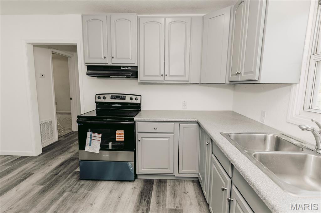 Photo of 308 W 5th Street Dixon MO 65459
