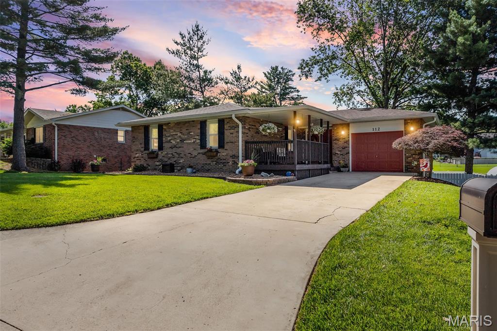 Photo of 112 Lakeside Drive Bethalto IL 62010