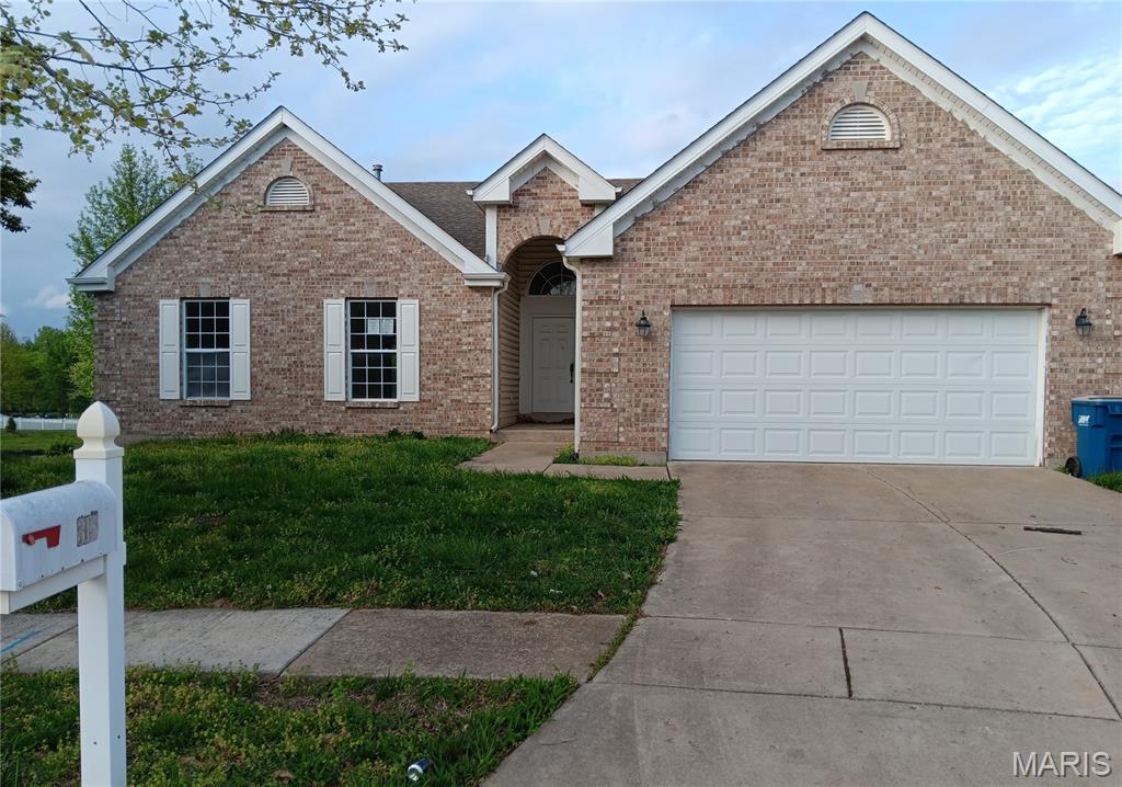 Photo of 318 Coventry Trail Lane Maryland Heights MO 63043