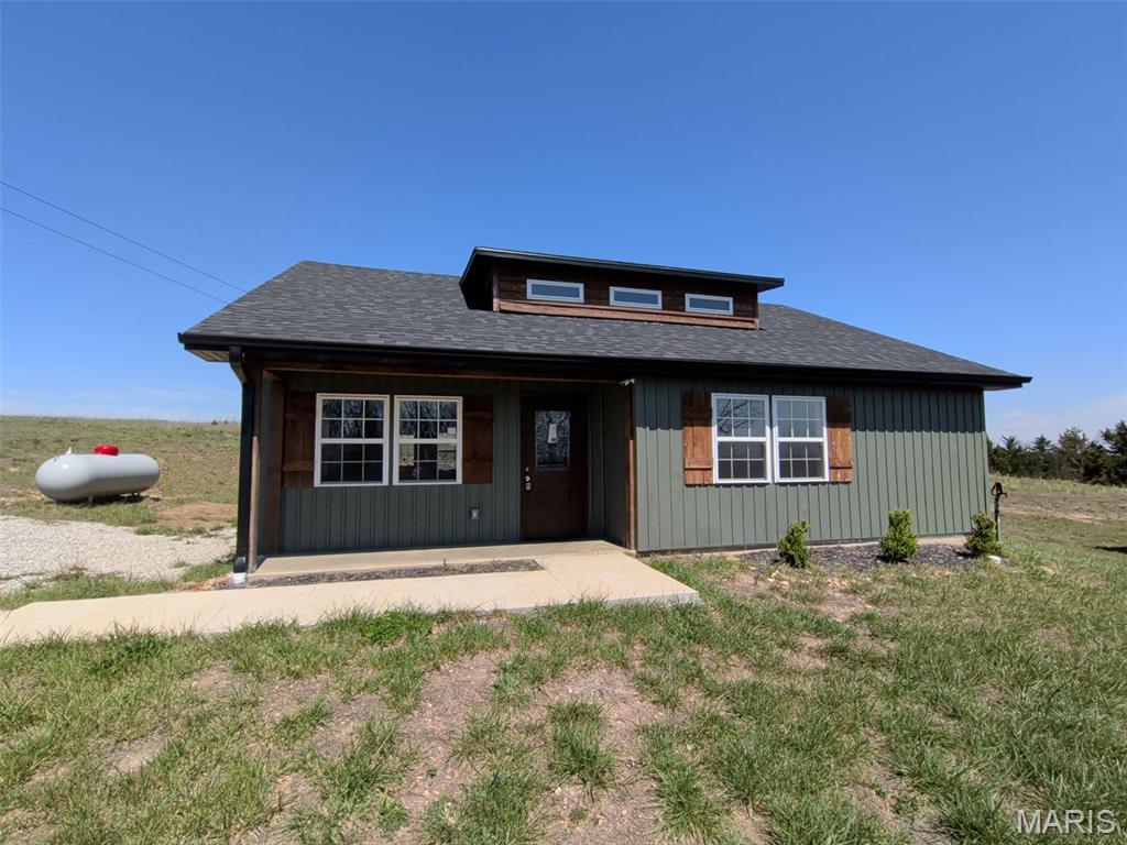 Photo of 102 S Lois Court Mansfield MO 65704