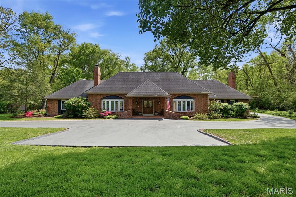 Photo of 1721 Kenmont Road Ladue MO 63124