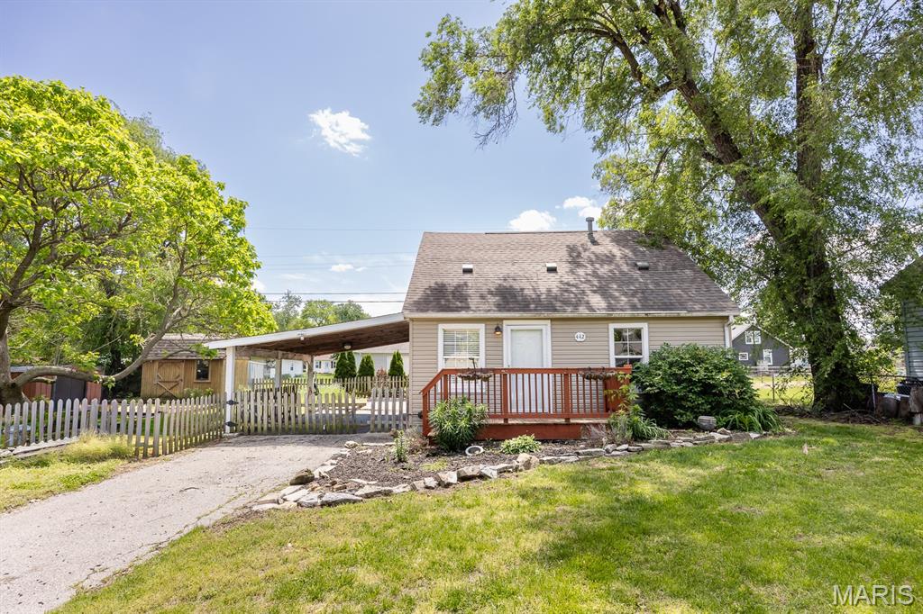 Photo of 442 Pershing Avenue Wood River IL 62095