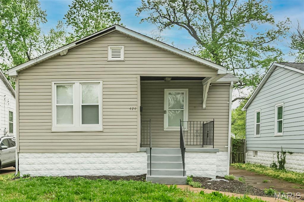 Photo of 424 Georgia Avenue Ferguson MO 63135