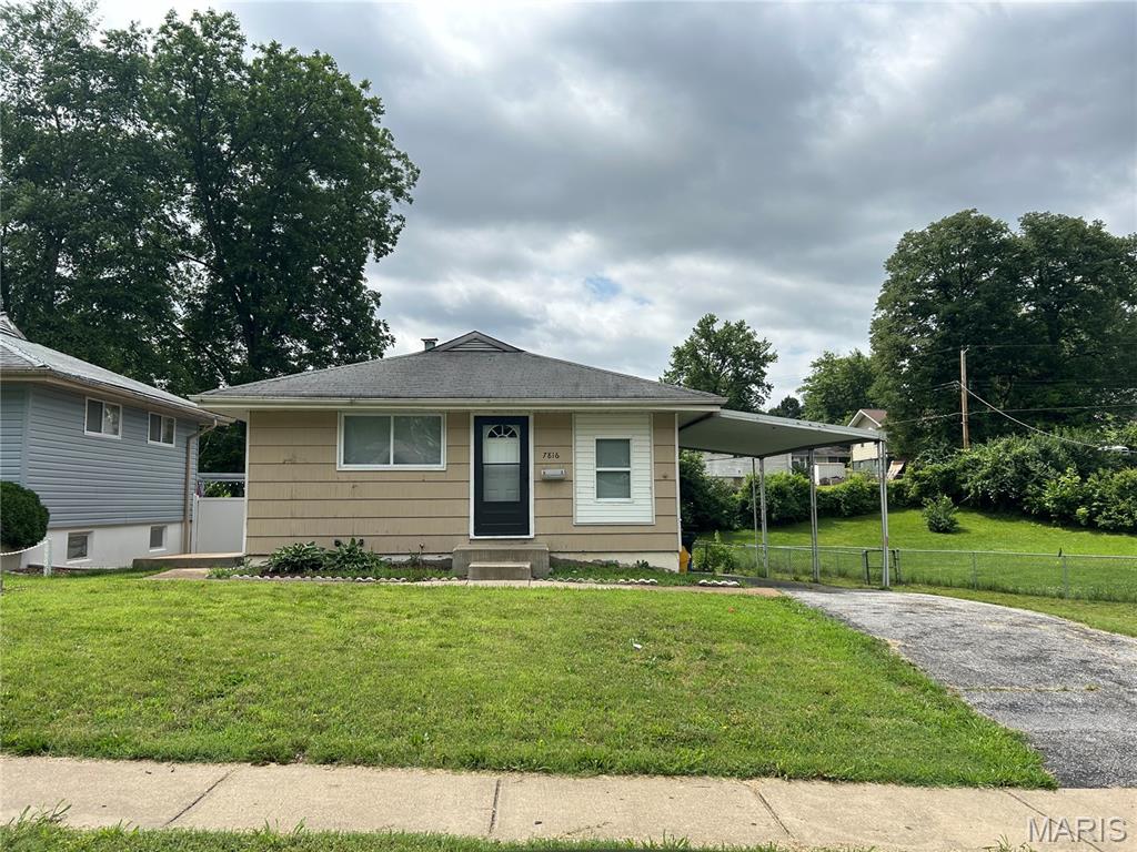 Photo of 7816 Dartmoor Drive St Louis MO 63121