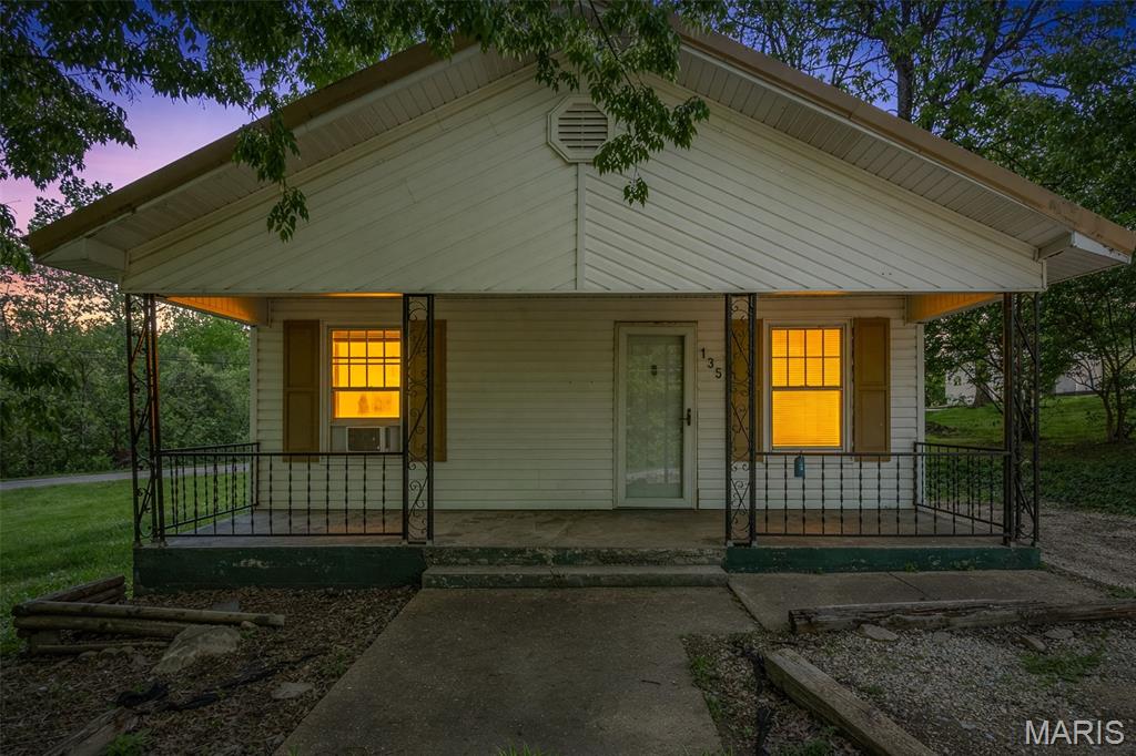 Photo of 105 S Shaw Street Park Hills MO 63601