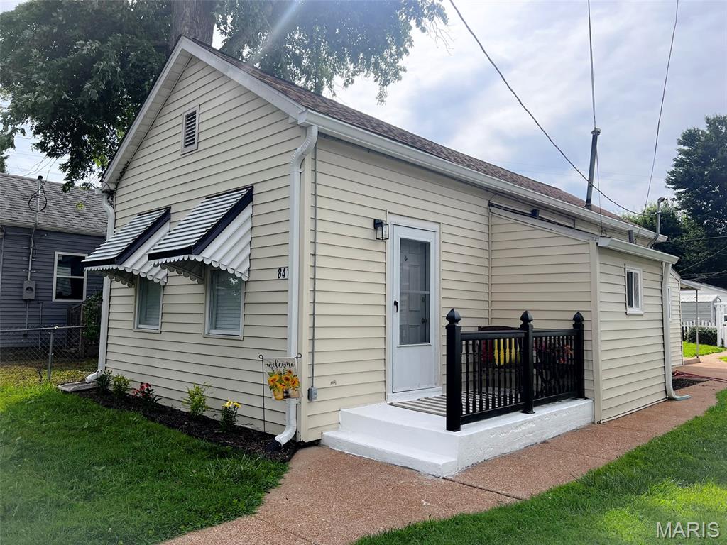 Photo of 8416 Tennessee Avenue Unincorporated MO 63125