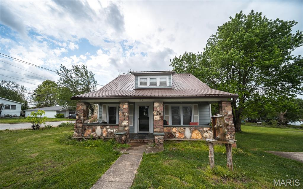 Photo of 705 E Gibbs Street Salem MO 65560