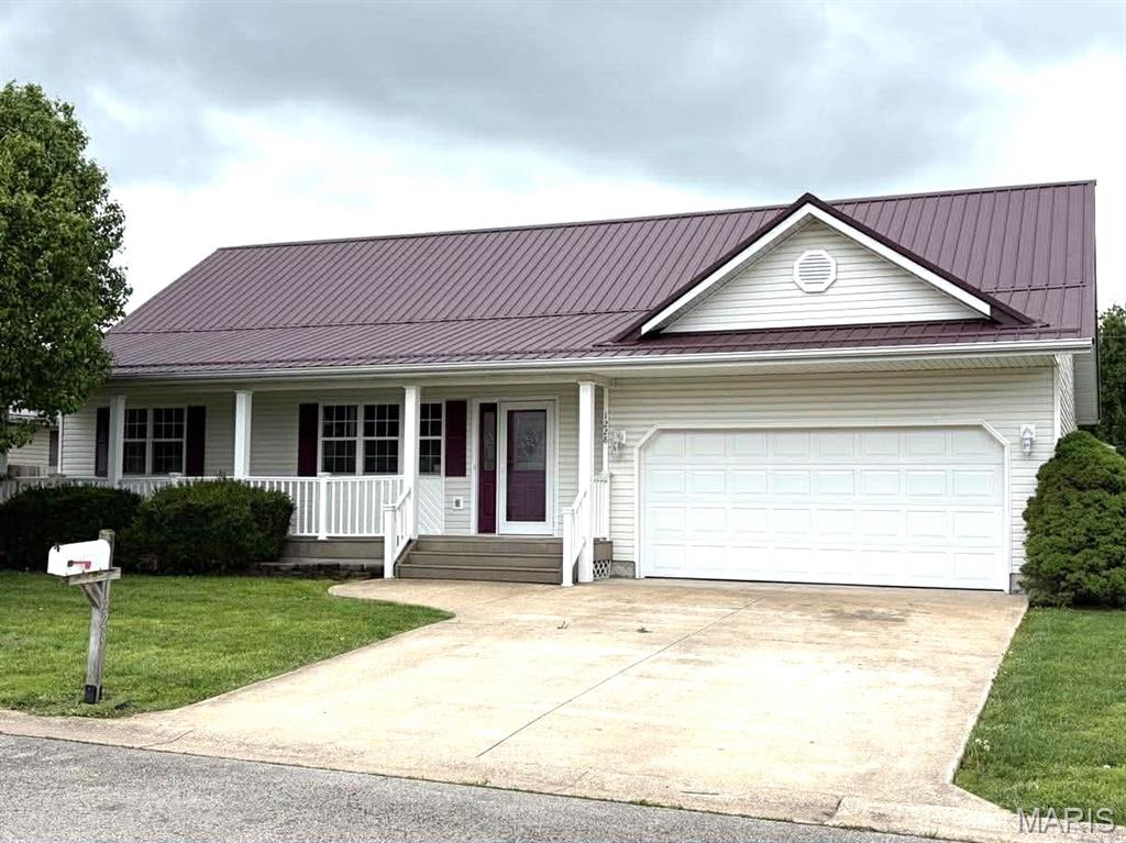 Photo of 1228 LACY DR Lebanon MO 65536