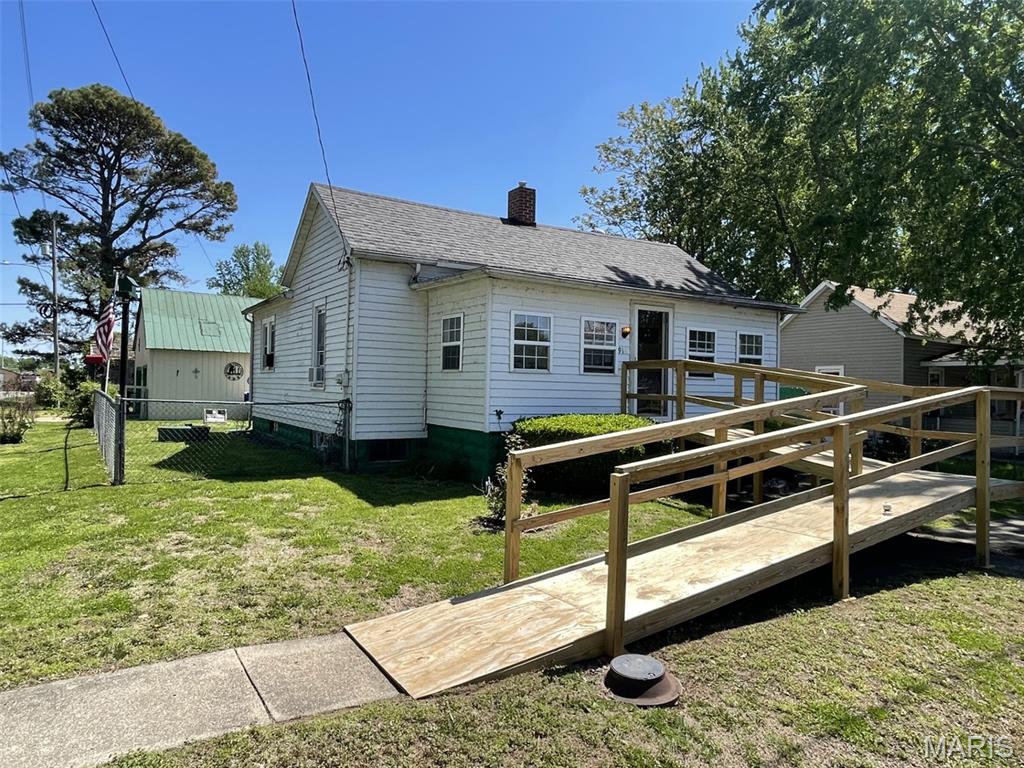 Photo of 918 Main Street Keyesport IL 62253