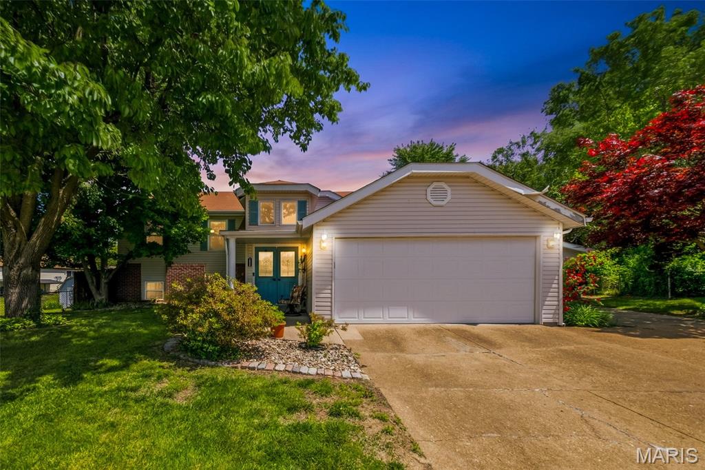 Photo of 2425 Farnham Court Florissant MO 63033