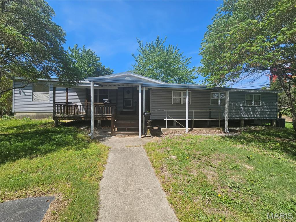 Photo of 716 W Water Pinckneyville IL 62274