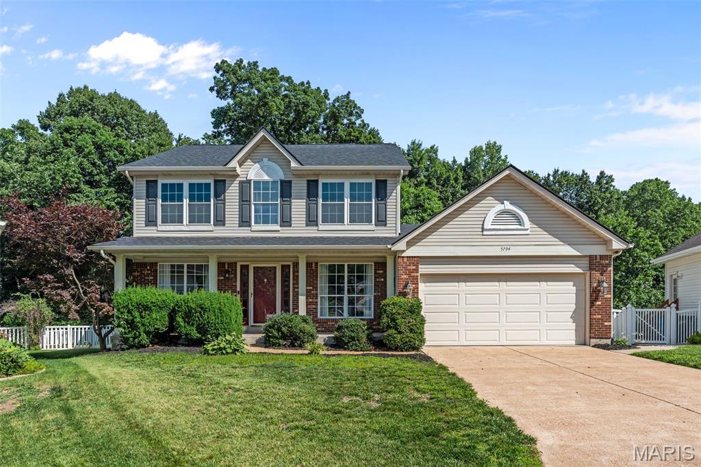 Photo of 5794 Wickershire Lane St Louis MO 63129