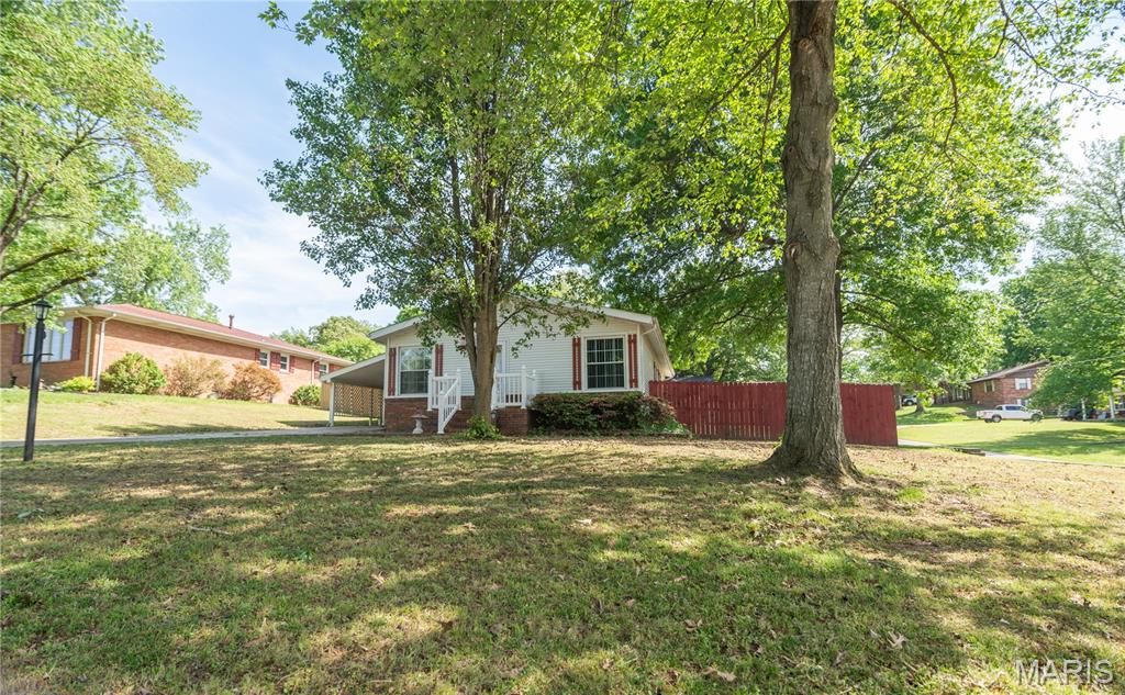 Photo of 829 Whitman Street Dexter MO 63841