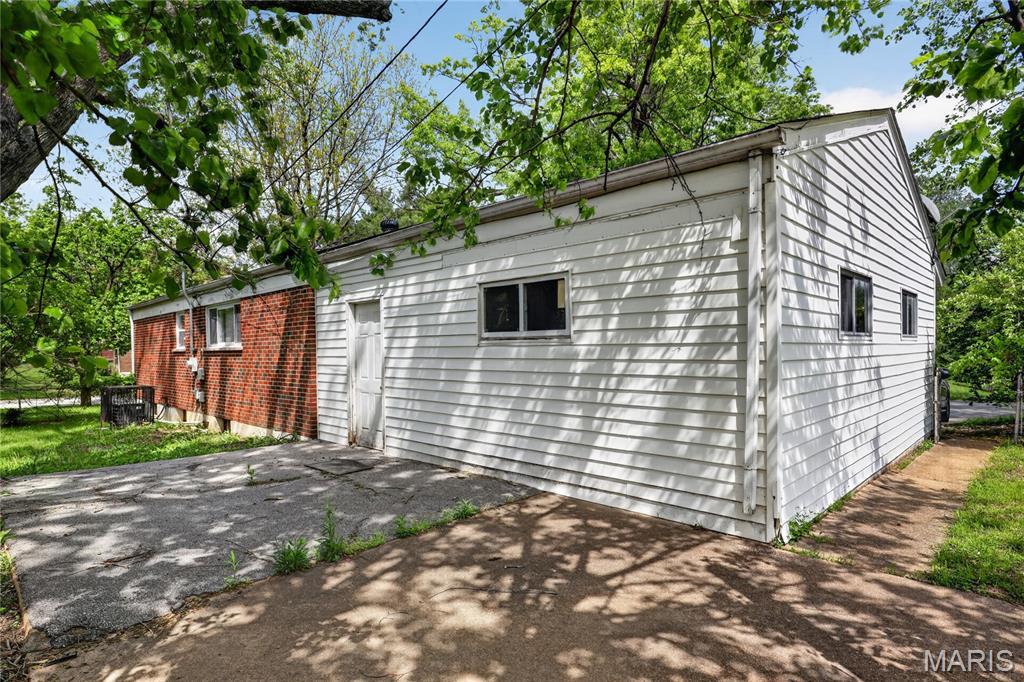 Photo of 10535 Trask Drive St Louis MO 63136