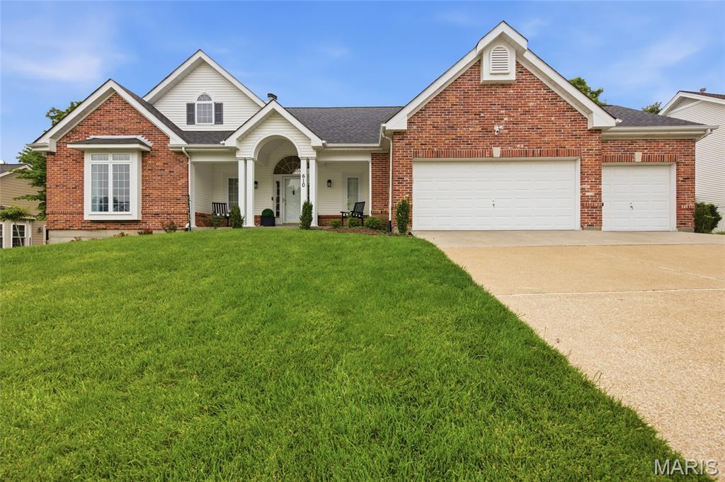 Photo of 610 Dartmouth Crest Drive Wildwood MO 63011