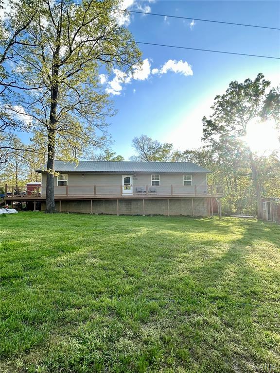 Photo of 323 Shamrock Lane Bourbon MO 65441