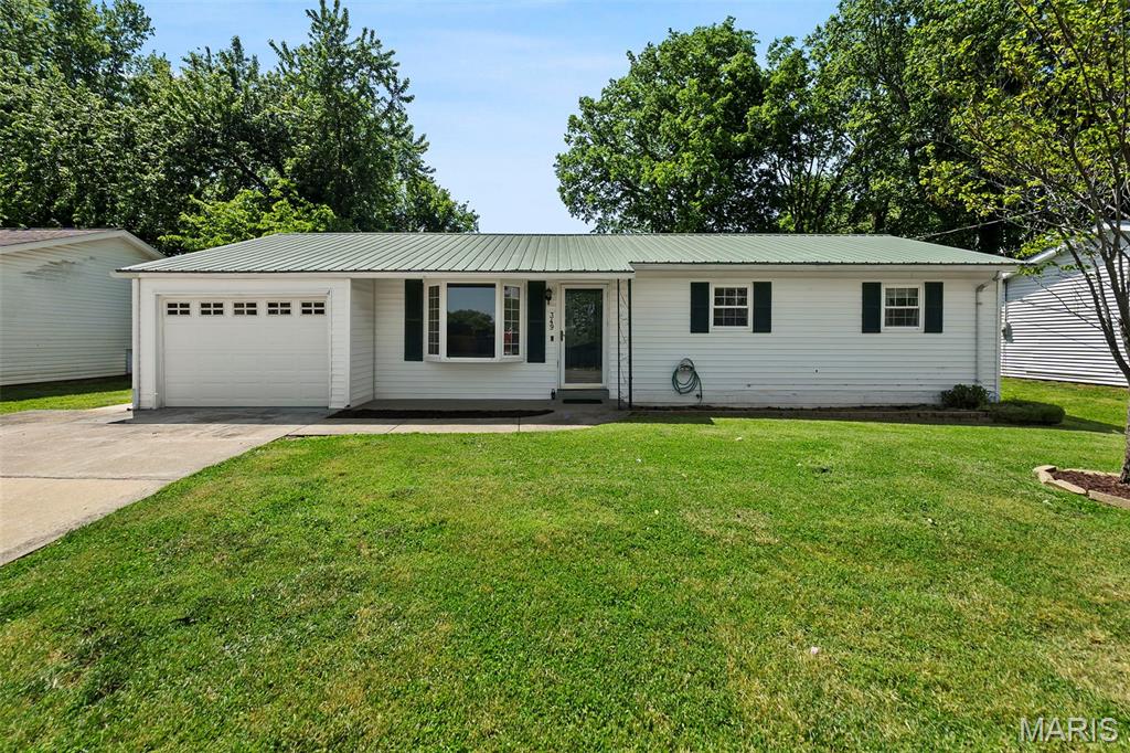 Photo of 349 N West Lane Jackson MO 63755