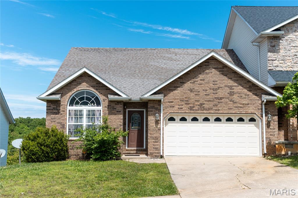 Photo of 295 Carmel Valley Way St Robert MO 65584