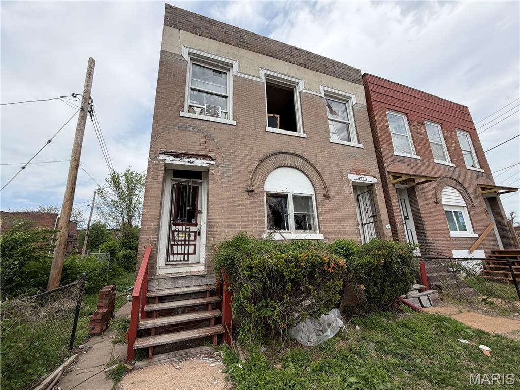 Photo of 4923 Suburban Tracks Street St Louis MO 63108