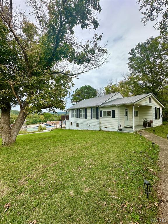 Photo of 115 Bluff Circle Waynesville MO 65583