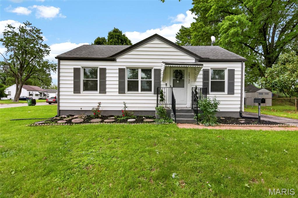 Photo of 10732 Saint Francis Lane St Ann MO 63074