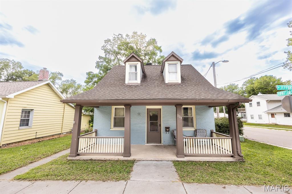 Photo of 223 N Jefferson Street Mascoutah IL 62258