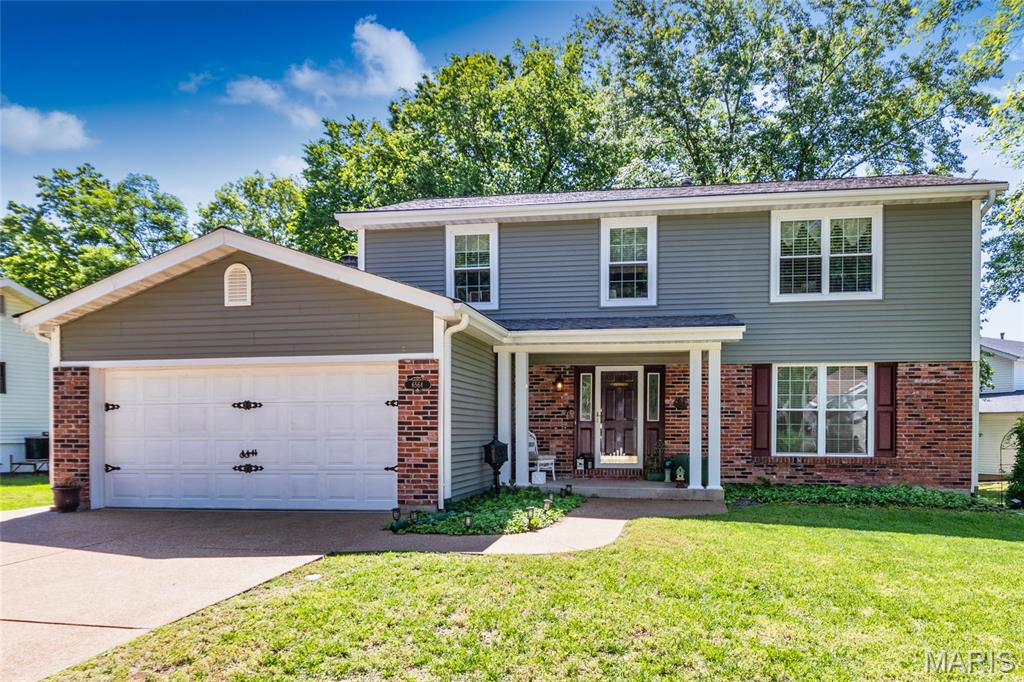 Photo of 6564 Suson Woods Drive St Louis MO 63128