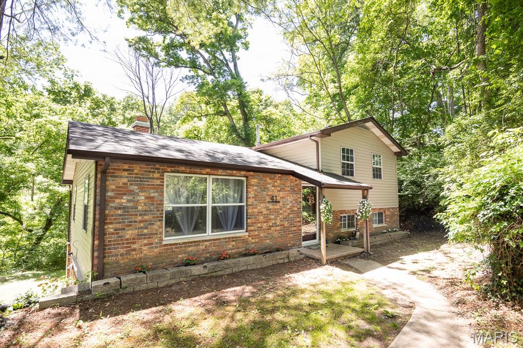 Photo of 41 Highwood Road Belleville IL 62223