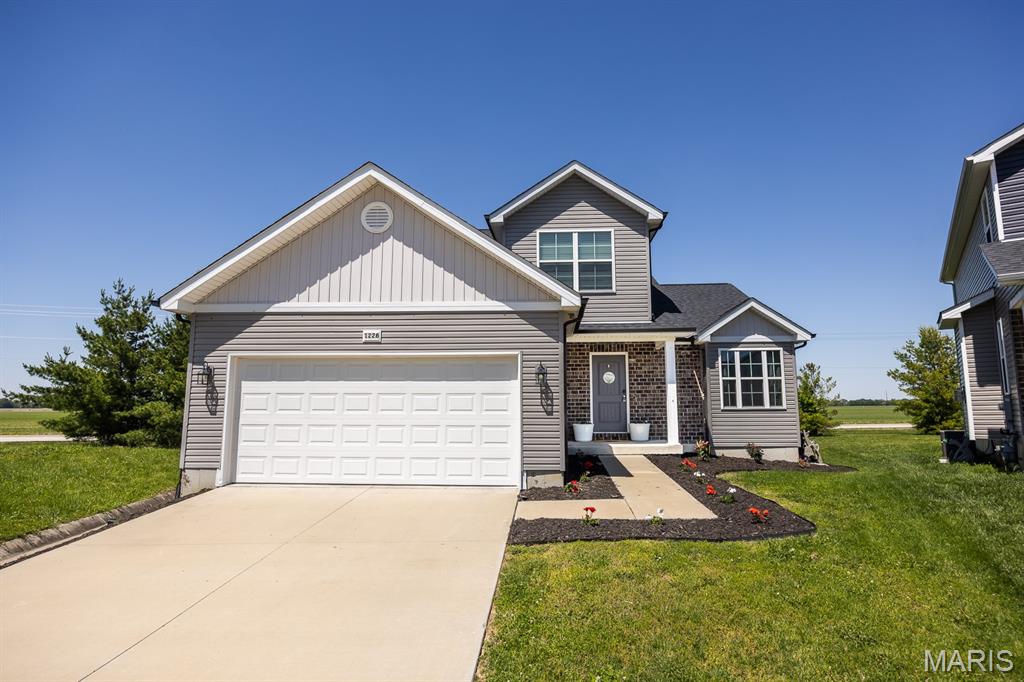 Photo of 1228 Lear Lane Mascoutah IL 62258