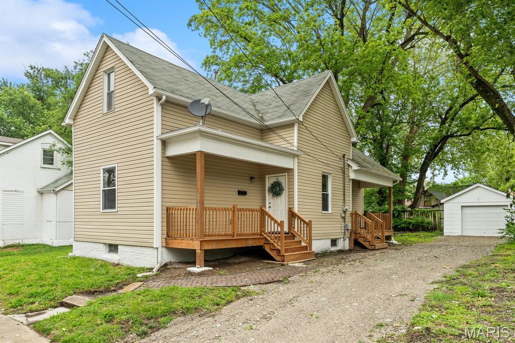 Photo of 212 N 12th Street Belleville IL 62220