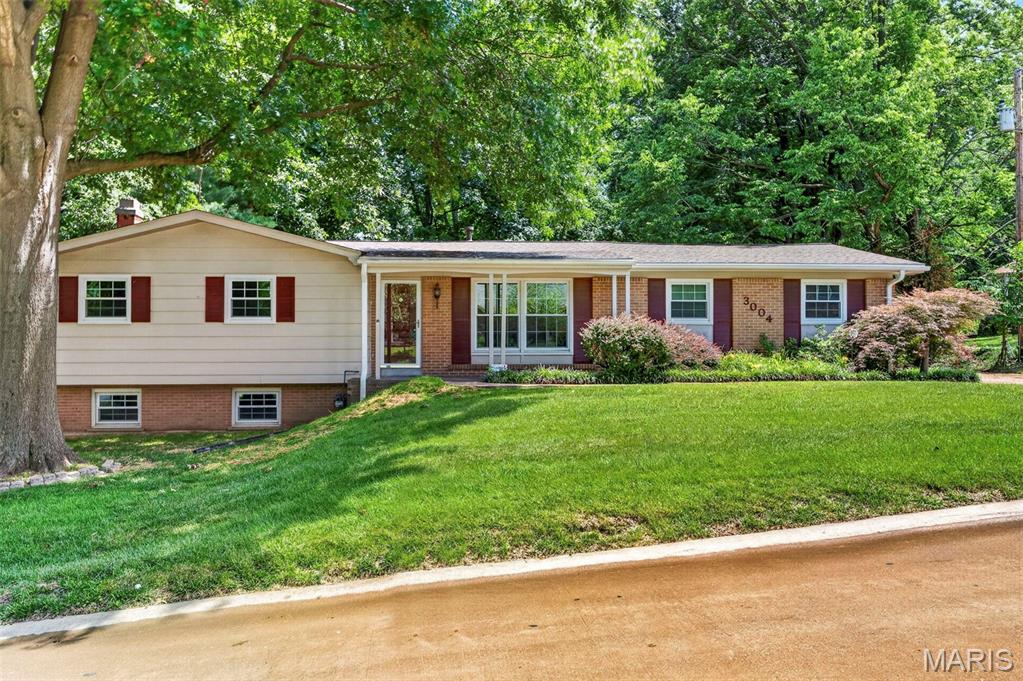 Photo of 3004 Arrow Rock Drive St Charles MO 63303