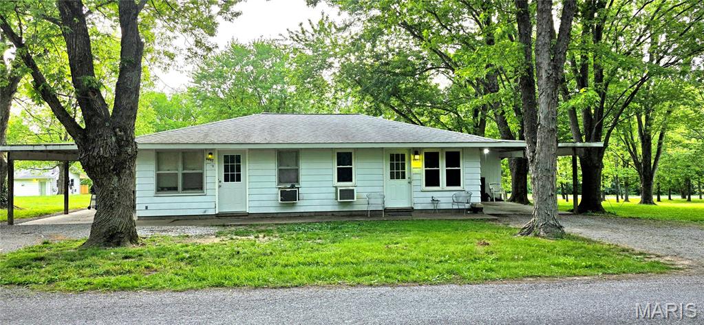 Photo of 6997 Apple Lane Carbondale IL 62902
