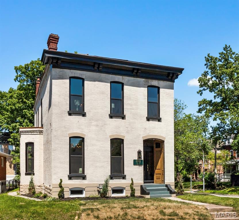 Photo of 6703 Vermont Avenue St Louis MO 63111