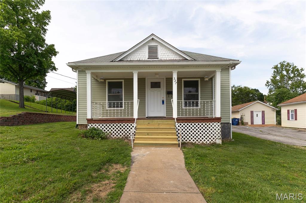 Photo of 327 N 7th Street Festus MO 63028