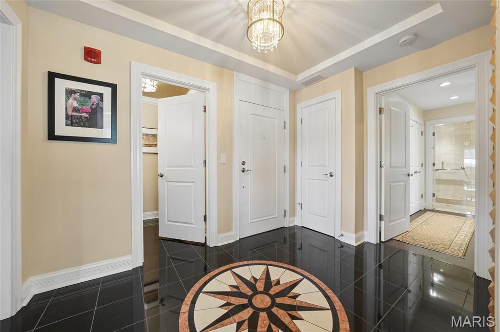 Photo of 232 N Kingshighway Boulevard #902 St Louis MO 63108
