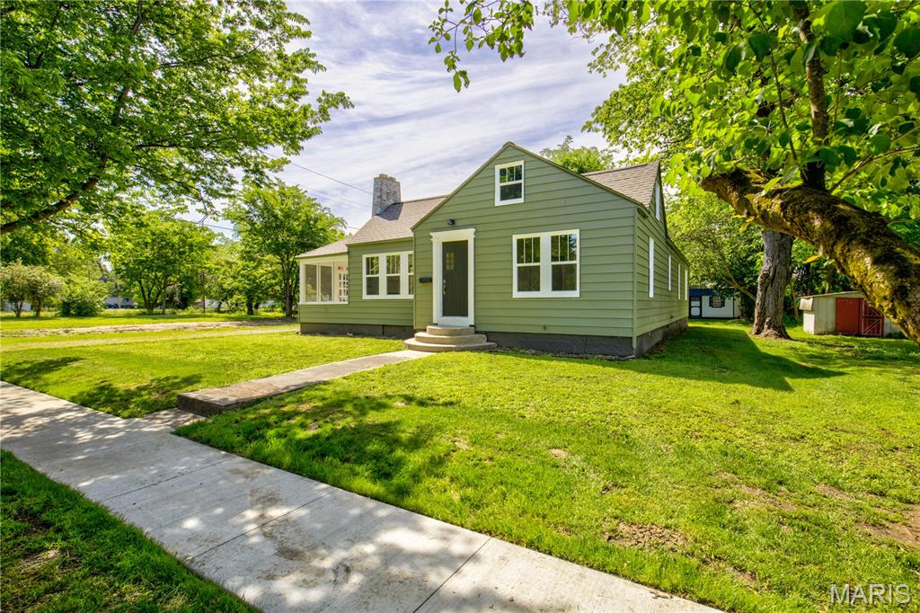 Photo of 217 Hunter Street Charleston MO 63834