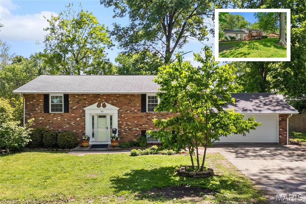 Photo of 312 S 5th Street Mascoutah IL 62258