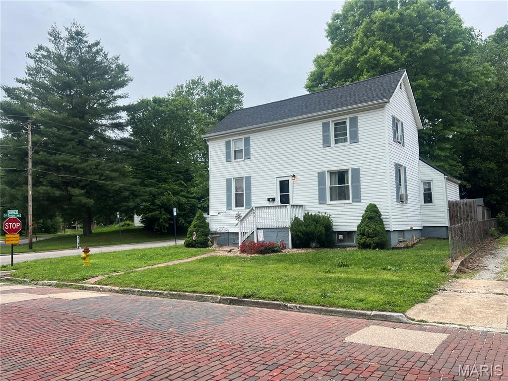 Photo of 601 Sycamore Street Belleville IL 62220