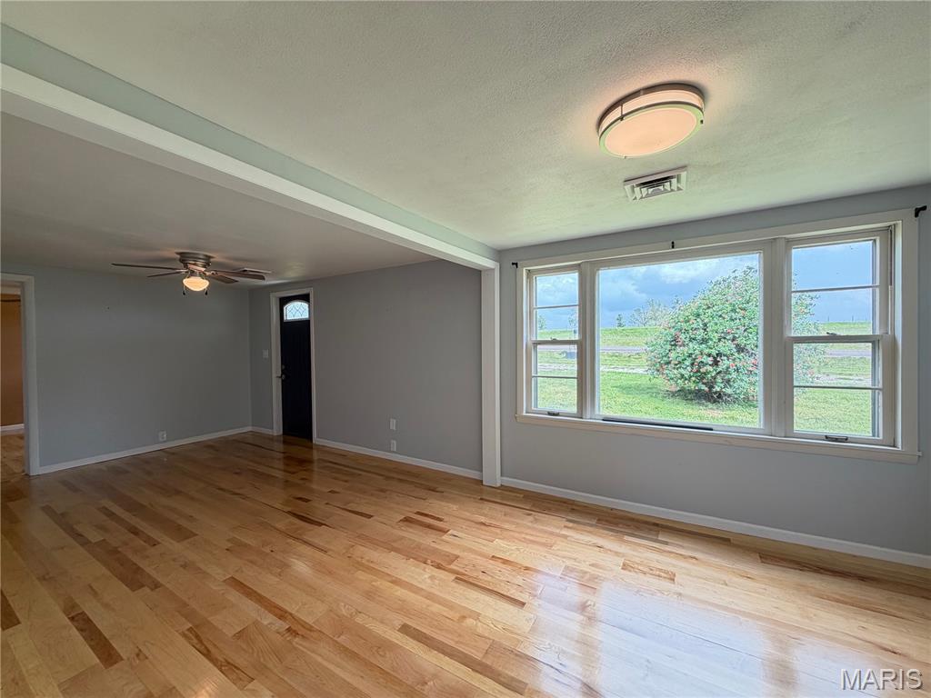 Photo of 5611 Highway E Salem MO 65560