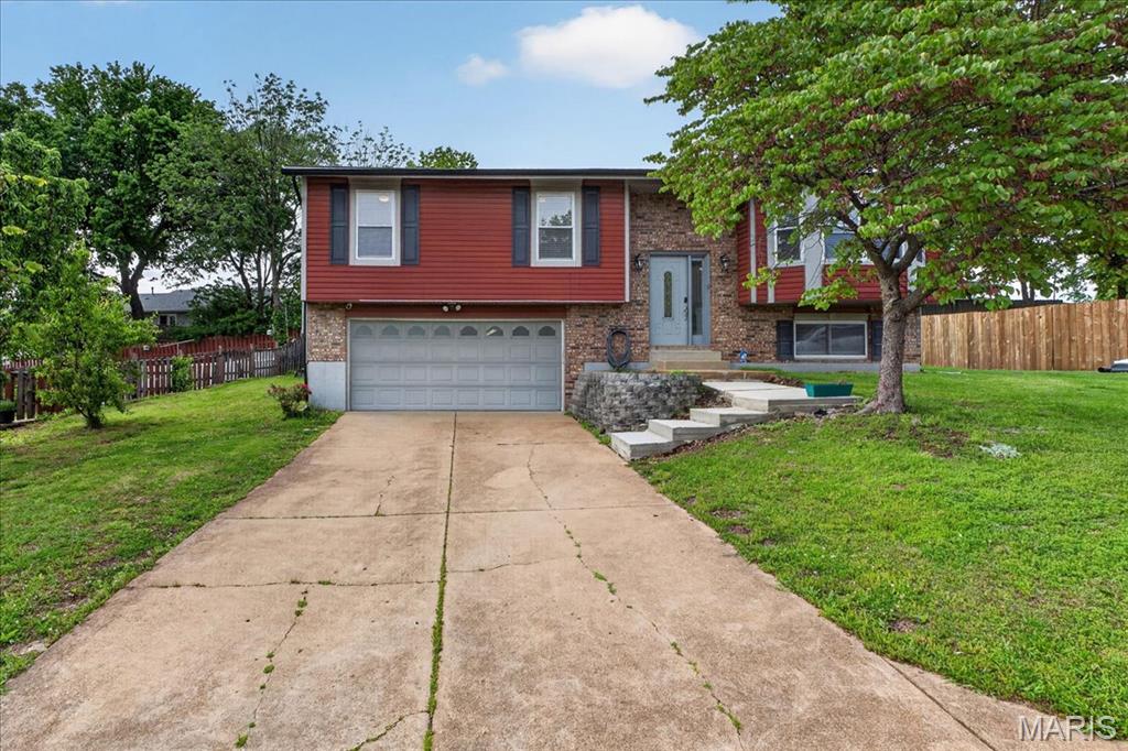 Photo of 2019 San Angelo Drive Arnold MO 63010
