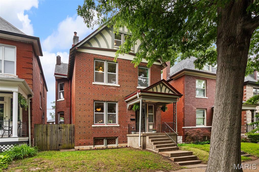 Photo of 3662 Humphrey Street St Louis MO 63116